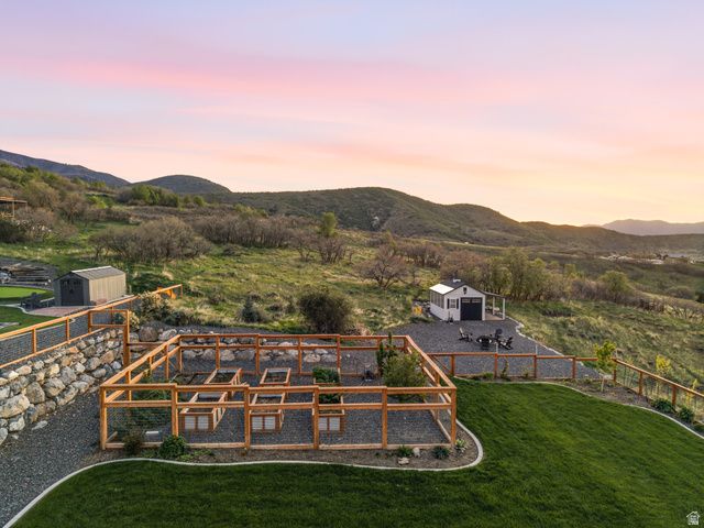 102 S ELK RIDGE DR, Elk Ridge, UT 84651