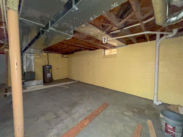 13594 Grandmont Avenue, Detroit, MI 48227