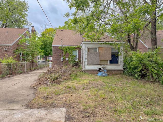 13594 Grandmont Avenue, Detroit, MI 48227