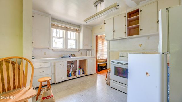 16 N Hollywood Avenue, Gloversville, NY 12078