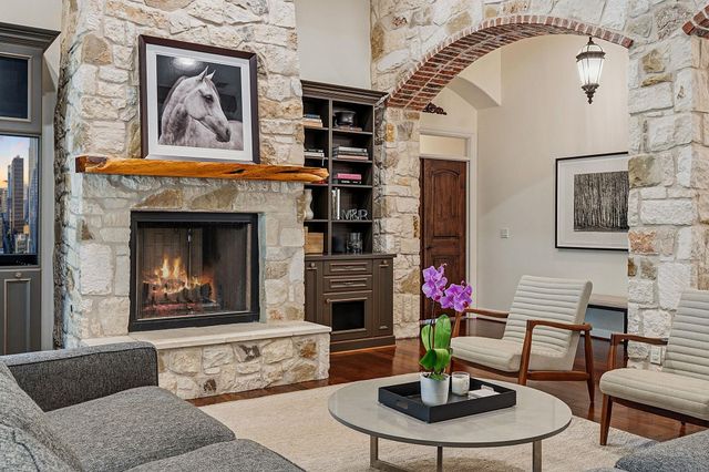8121 Bluff TRL, Austin, TX 78737