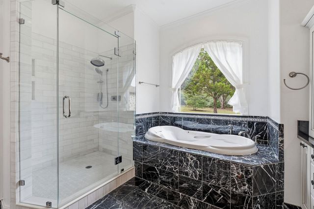 8121 Bluff TRL, Austin, TX 78737