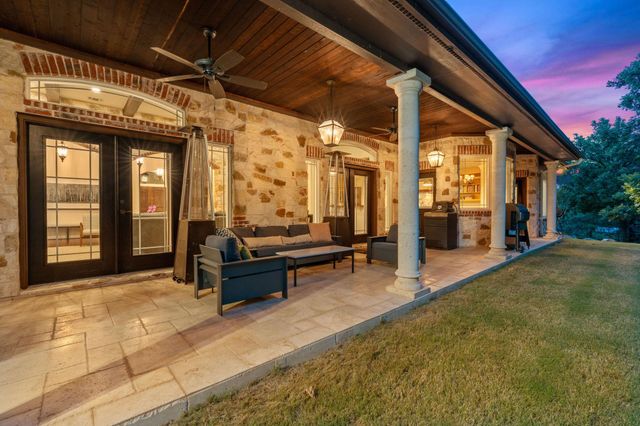 8121 Bluff TRL, Austin, TX 78737