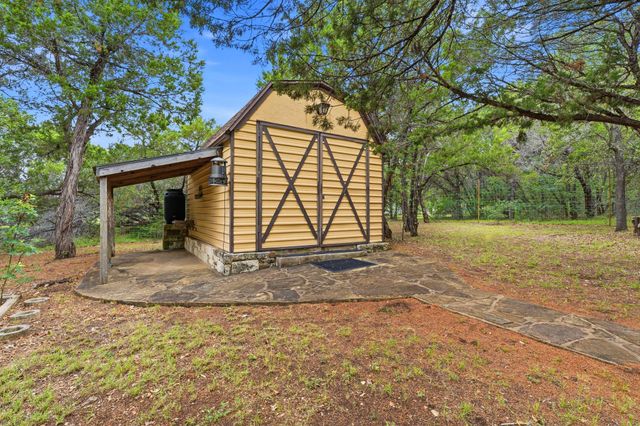 8121 Bluff TRL, Austin, TX 78737