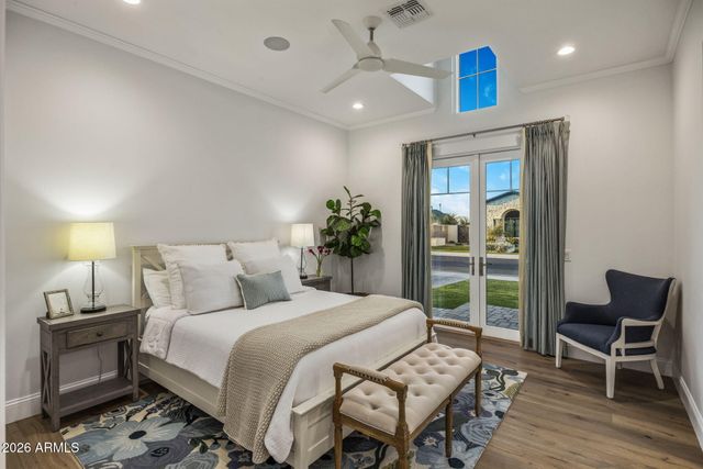 2677 E MAPLEWOOD Street, Gilbert, AZ 85297