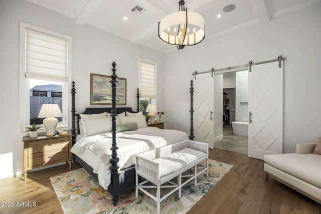 2677 E MAPLEWOOD Street, Gilbert, AZ 85297