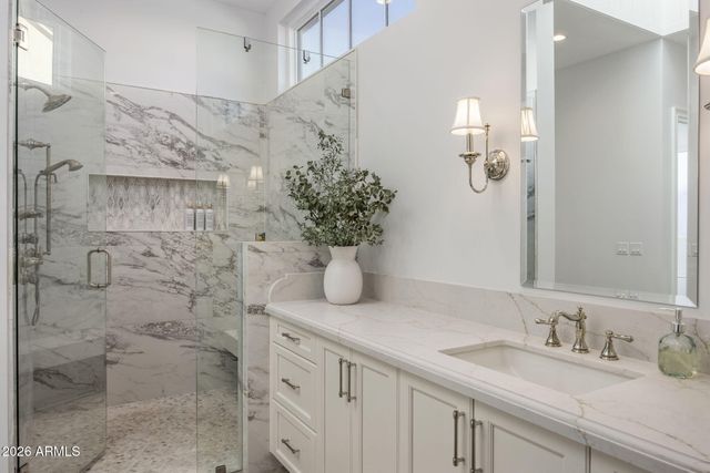 2677 E MAPLEWOOD Street, Gilbert, AZ 85297