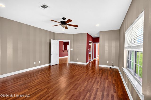 447 Russell Avenue, Long Beach, MS 39560