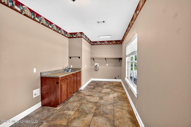 447 Russell Avenue, Long Beach, MS 39560