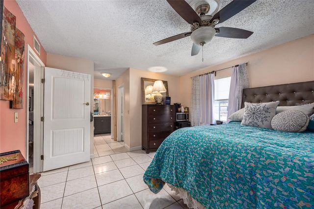 6519 W NEWBERRY ROAD 108, Gainesville, FL 32607
