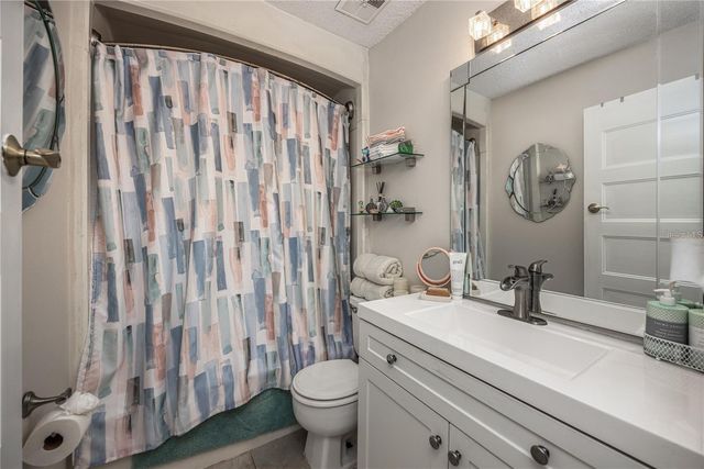 6519 W NEWBERRY ROAD 108, Gainesville, FL 32607