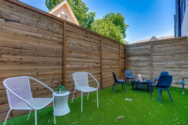 2214 Annex Avenue 102, Dallas, TX 75204