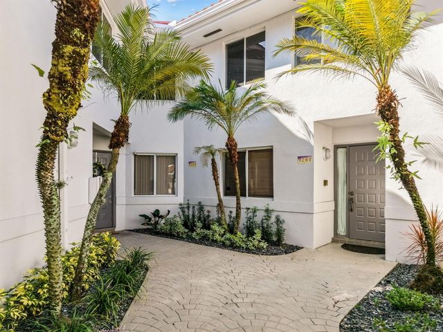 9265 NW 9th Court, Plantation, FL 33324