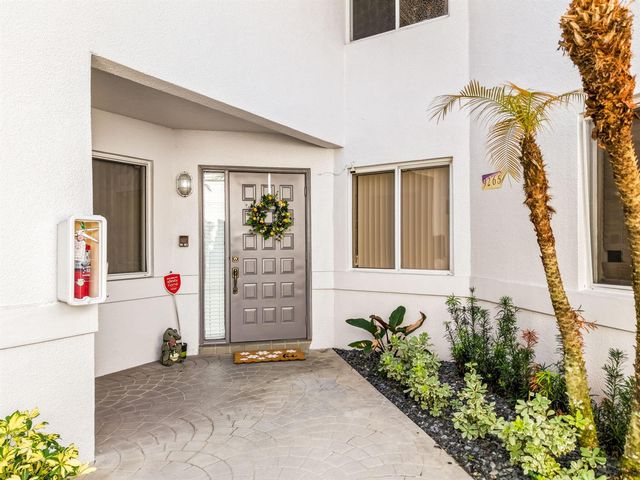 9265 NW 9th Court, Plantation, FL 33324