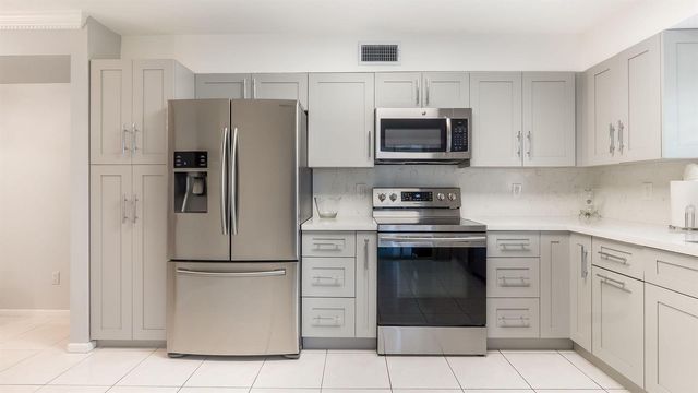 9265 NW 9th Court, Plantation, FL 33324