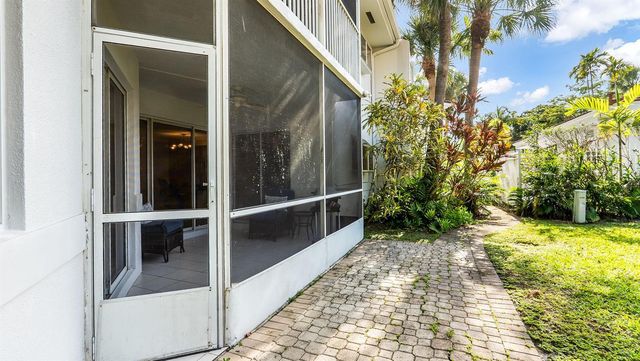 9265 NW 9th Court, Plantation, FL 33324