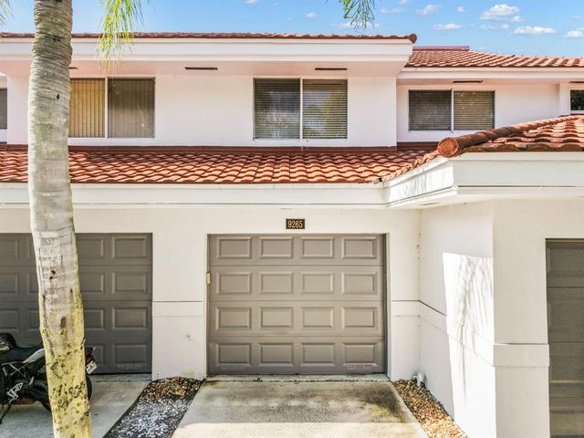 9265 NW 9th Court, Plantation, FL 33324