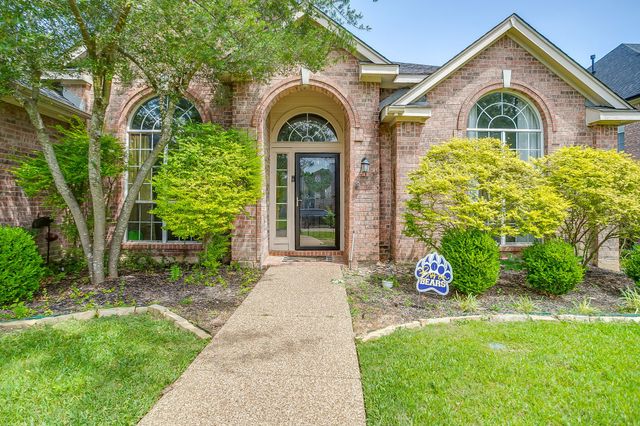 830 Doral Drive, Mansfield, TX 76063