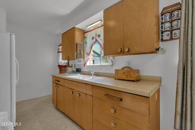 10332 SHOSHONE Street, El Paso, TX 79924