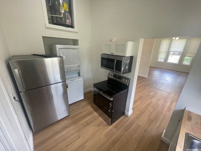 1815 E Houston St Apt 1, San Antonio, TX 78202