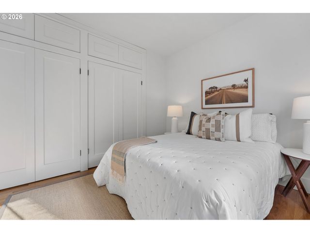 2845 Ne 53RD Ave, Portland, OR 97213