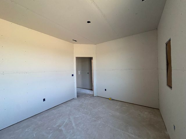 9213 Melissa Ave, Bel Aire, KS 67226