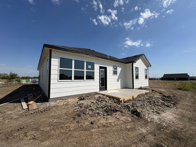 9213 Melissa Ave, Bel Aire, KS 67226
