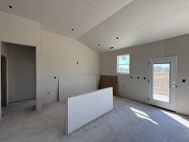 9213 Melissa Ave, Bel Aire, KS 67226