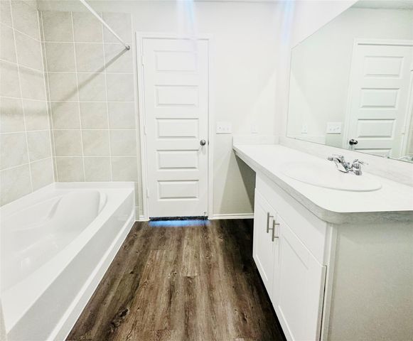 21214 Memorial Vista Drive, Houston, TX 77073