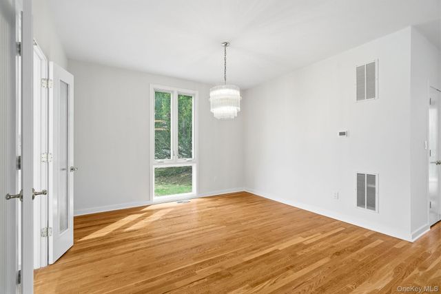 13 Kassel Court, Mamaroneck, NY 10543