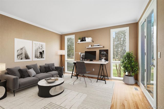 13 Kassel Court, Mamaroneck, NY 10543