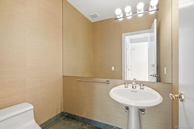 13 Kassel Court, Mamaroneck, NY 10543