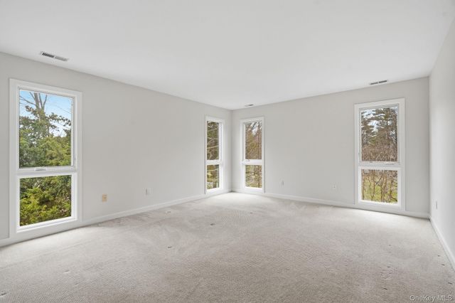 13 Kassel Court, Mamaroneck, NY 10543