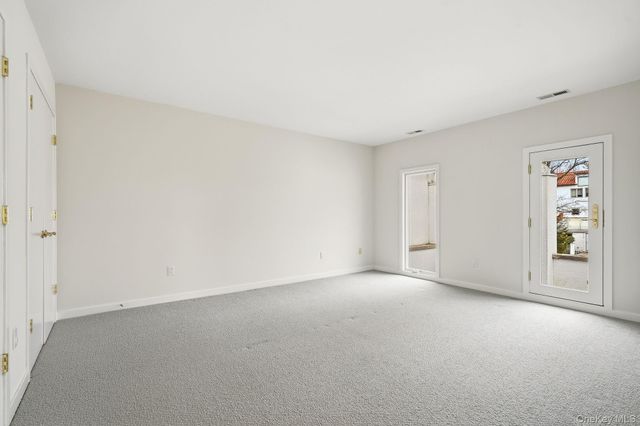 13 Kassel Court, Mamaroneck, NY 10543