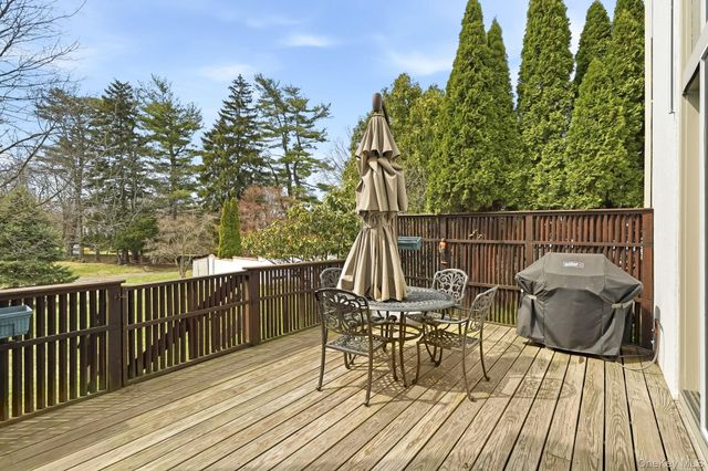 13 Kassel Court, Mamaroneck, NY 10543