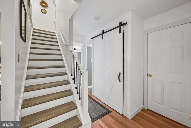 1564 APPLEWOOD CIR, Yardley, PA 19067