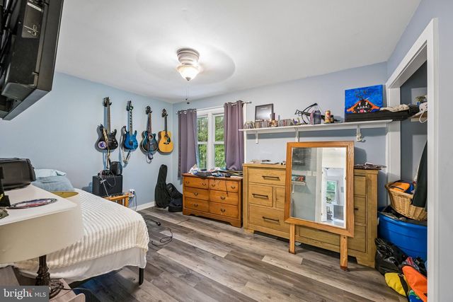 1564 APPLEWOOD CIR, Yardley, PA 19067