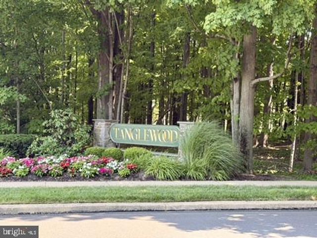 1564 APPLEWOOD CIR, Yardley, PA 19067