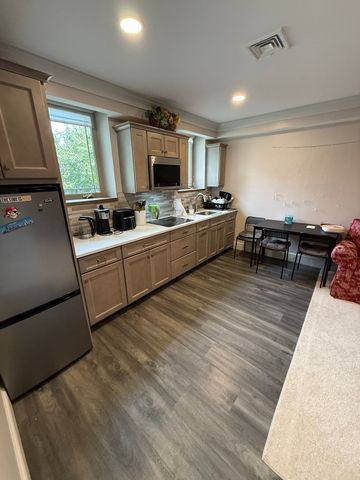 4 Robin Hood Road 1, Arlington, MA 02474