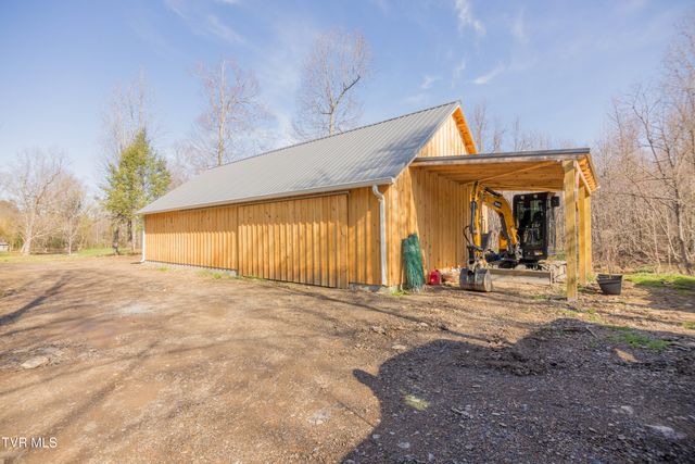 815 South Water Fork Road, Greeneville, TN 37743