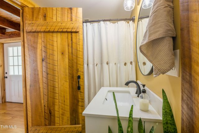 815 South Water Fork Road, Greeneville, TN 37743