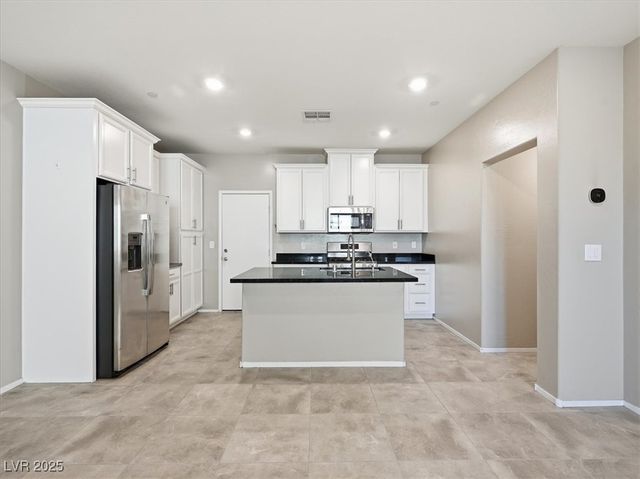 6270 Cappadocia Street, Las Vegas, NV 89148