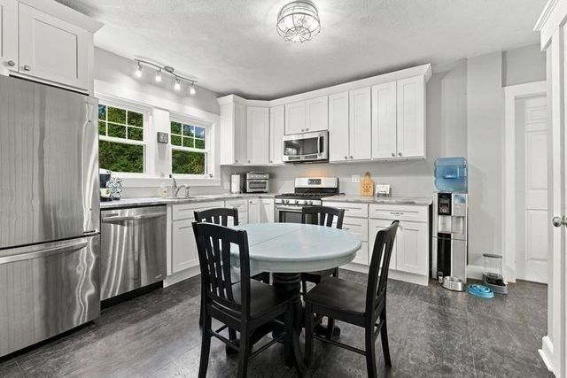 11 Sweetser Ave, Reading, MA 01867