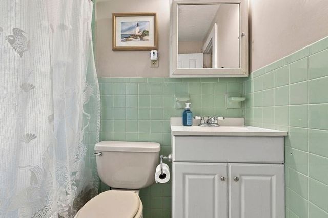 11 Sweetser Ave, Reading, MA 01867