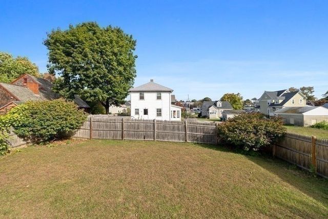 11 Sweetser Ave, Reading, MA 01867
