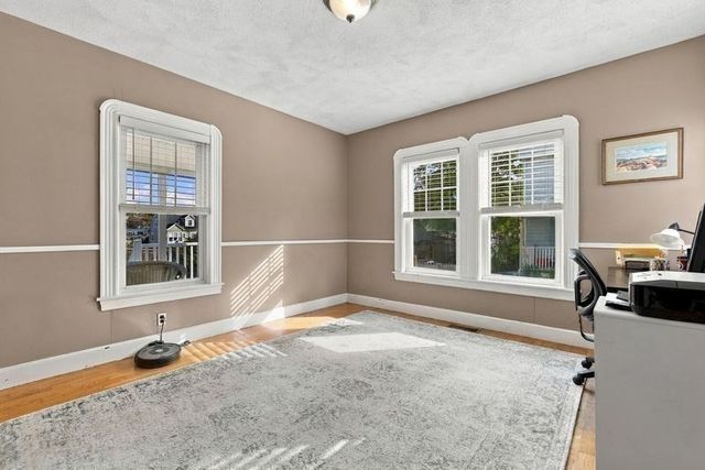 11 Sweetser Ave, Reading, MA 01867
