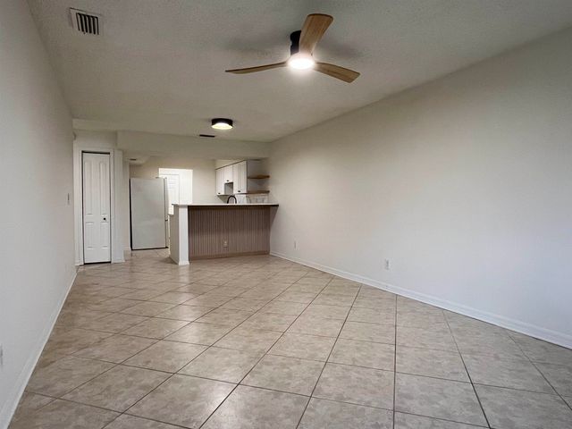 127 Rio Del Mar St B, St Augustine, FL 32080