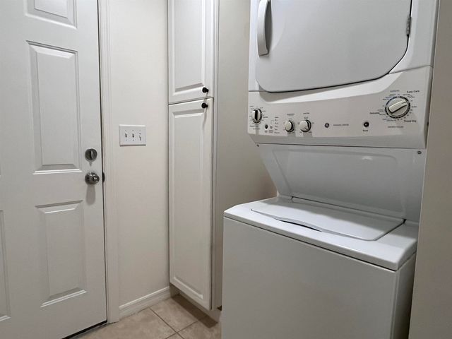 127 Rio Del Mar St B, St Augustine, FL 32080