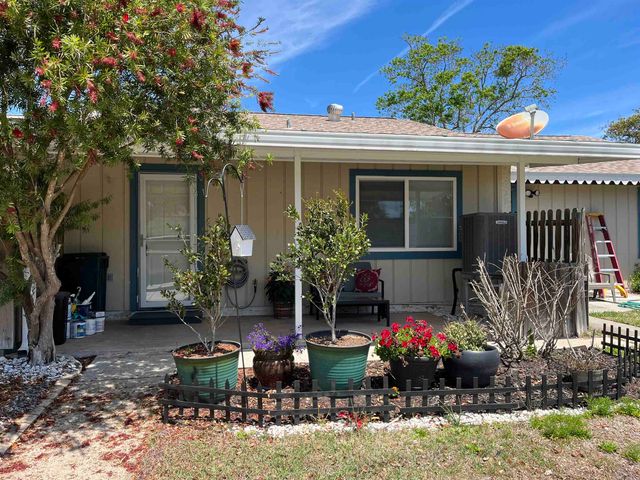 127 Rio Del Mar St B, St Augustine, FL 32080