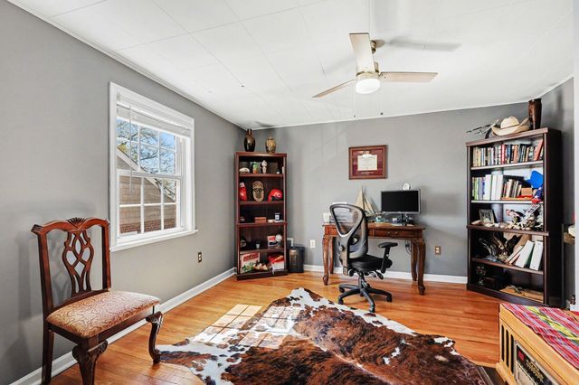 512 Rosemont Avenue, Park Hills, KY 41011